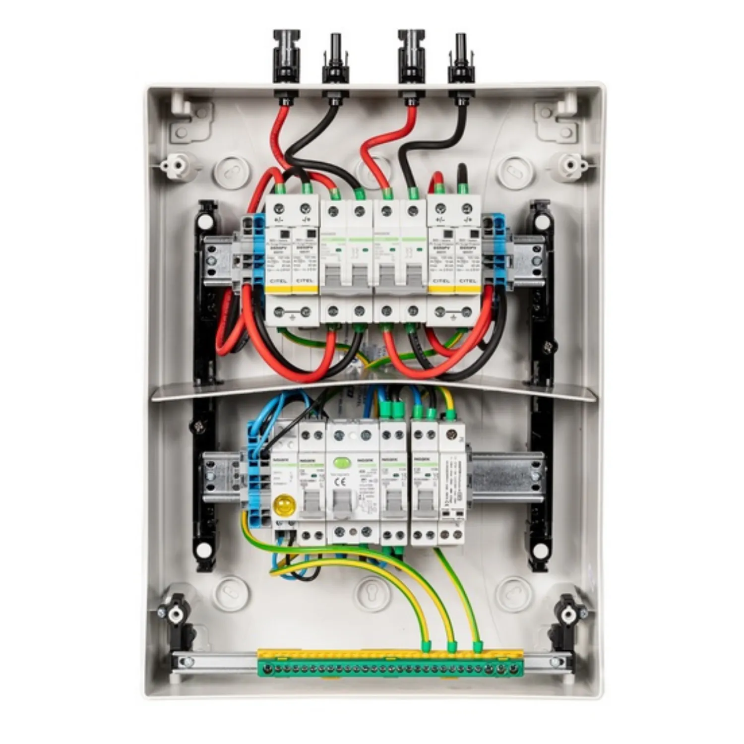 MADEnR - Coffret de protection AC/DC monophasé 6kWc, Parafoudre AC/DC, 2 MPPT - 32A - 600V