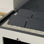panneau solaire sur toit plat