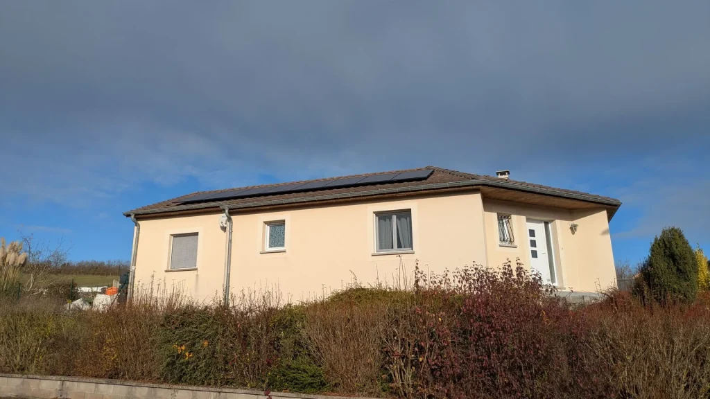 Installation panneaux solaires sur toiture(1) (1) Installation panneaux solaires sur toiture autoconsommation