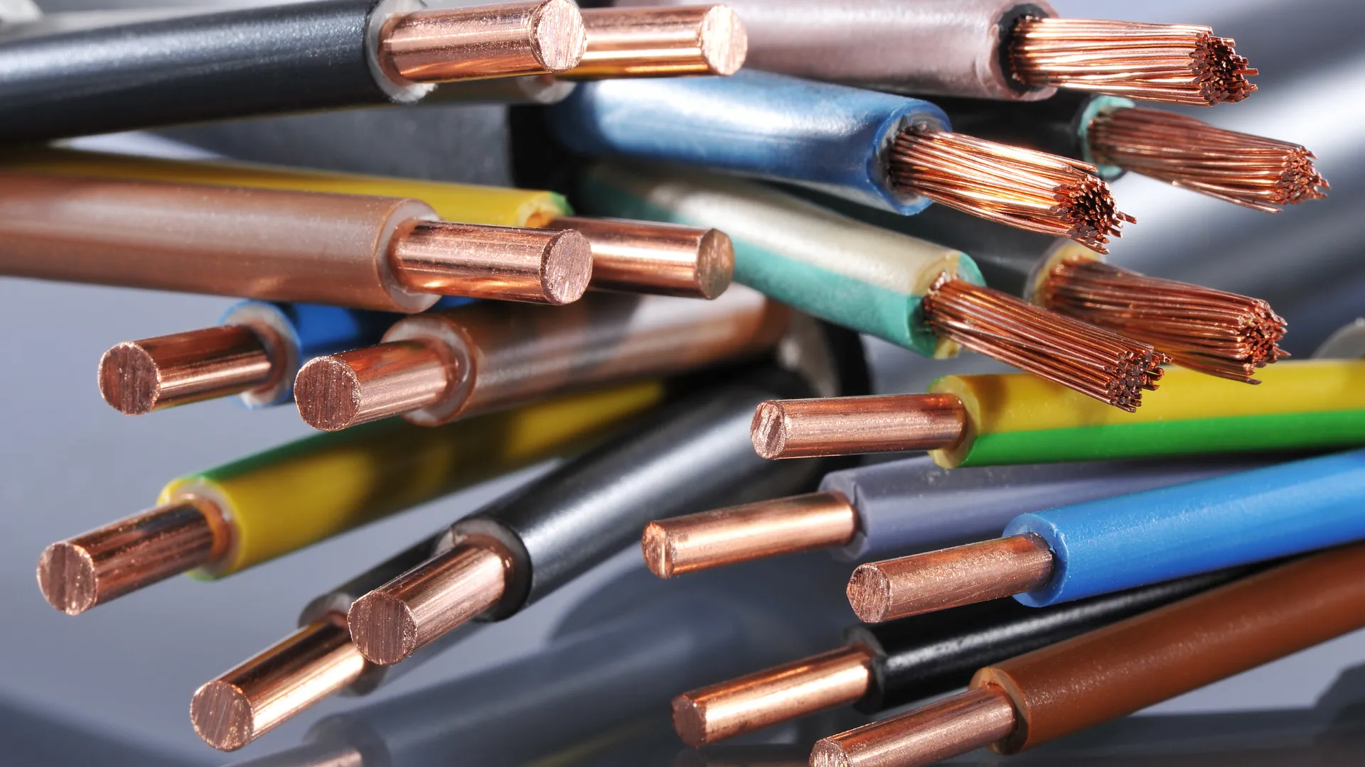 Tout ce qu’il faut savoir sur la norme NFC 15-100 pour vos panneaux solaires