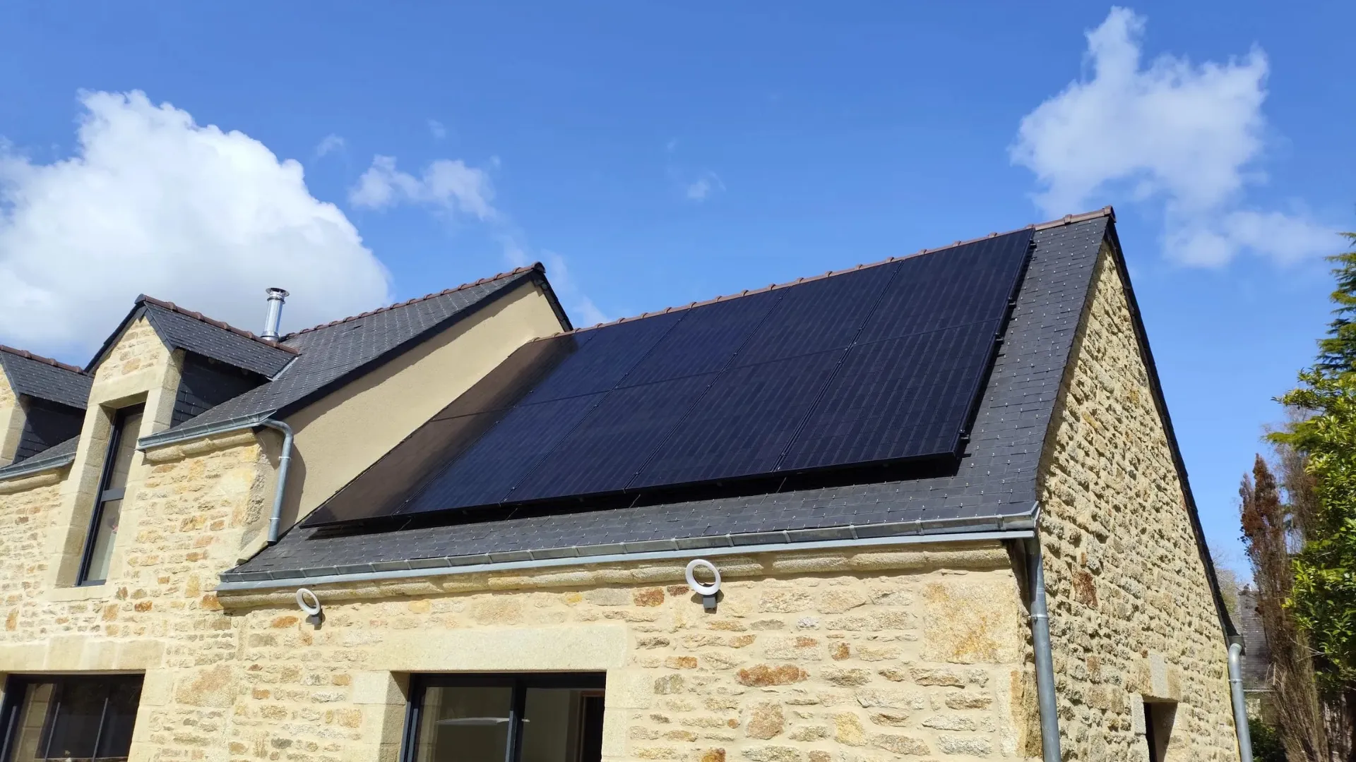 Que faire de son surplus solaire ? Le guide pour ne plus perdre votre énergie